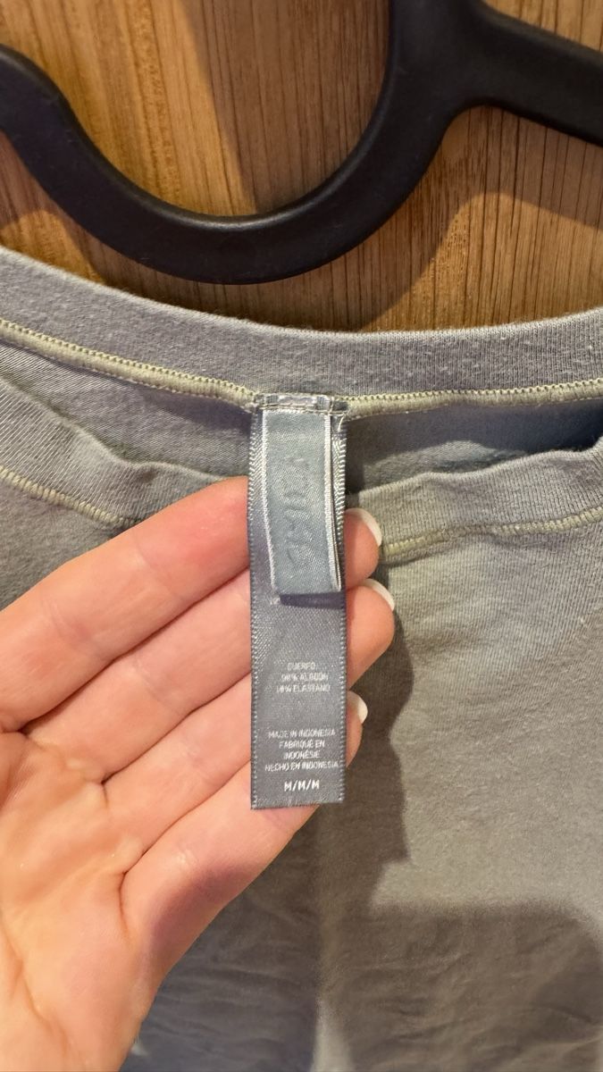 Skims Tops: Skims Top – Gebraucht aus Dinhard von emi_6jdk 1