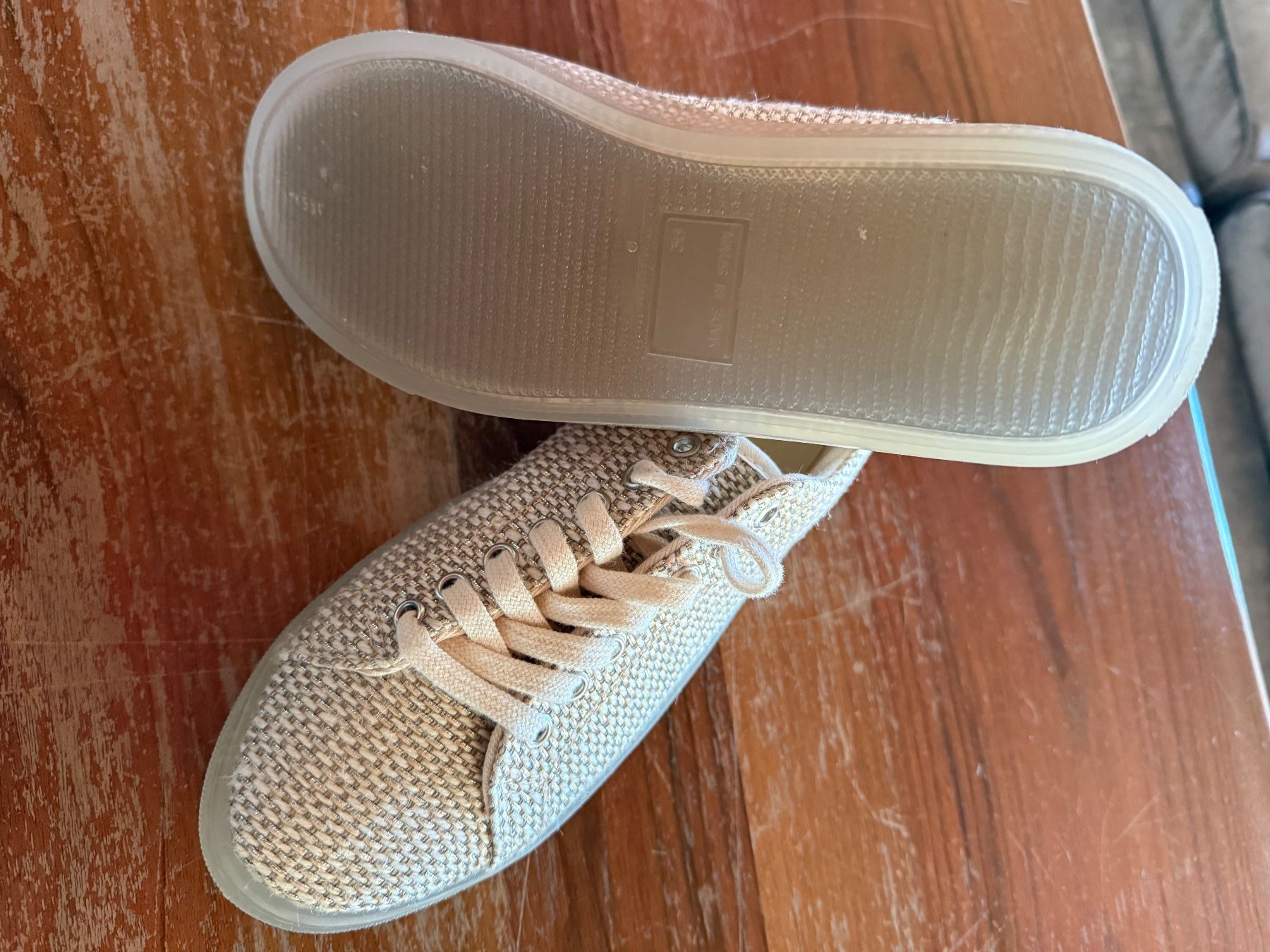 Scarpe da donna: Basket – Usato da savièse venduto da karukeragwada 1