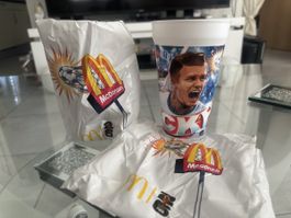 McDonald's WM Becher  1 Überraschung ungeöffnet, 1 Beckham