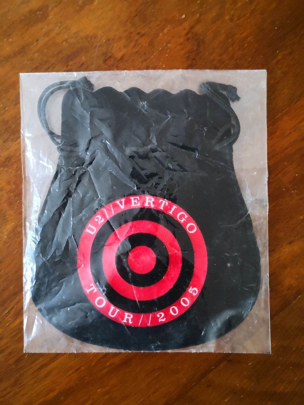 Ketten: Collier Collector U2 Vertigo Tour 2005 – Neu (gemäss Beschreibung) aus Peseux von CatiArt 1