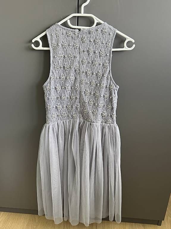 Kleider: Silber-Graues Paillettenkleid – Gebraucht aus Bleienbach von Chi_Cari
