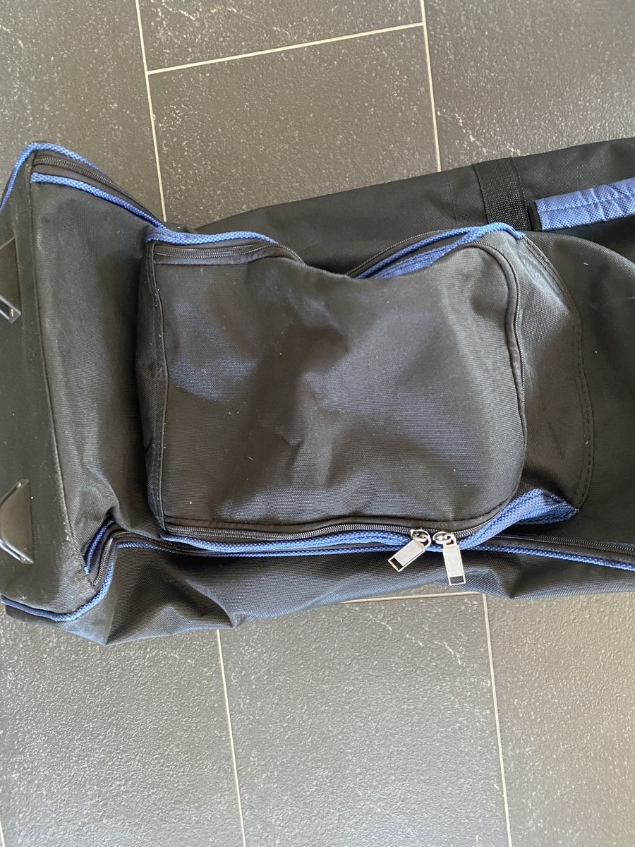 Borse: Golfbag Reisetasche mit Rollen – Usato da Lützelflüh-Goldb venduto da flu_q9tg 6