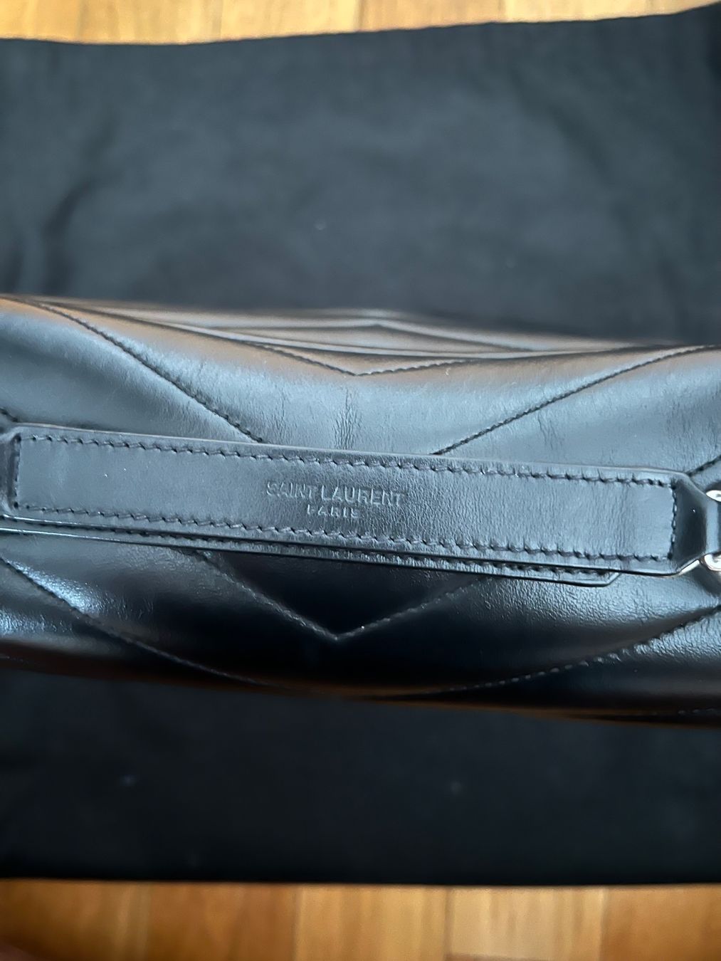 Saint Laurent Borse da donna: Wunderschöne Yves Saint Laurent Loulou Tasche – Nuovo (secondo la descrizione) da Ostermundigen venduto da emi_pbs6 4