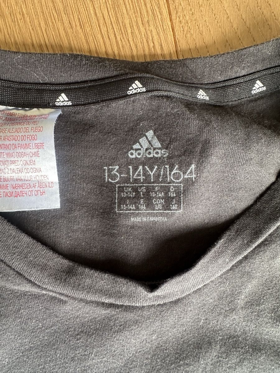 Adidas T-Shirts: 2x Adidas Shirt Gr. XS / 164 – Gebraucht aus Hattenhausen von Topas00 4