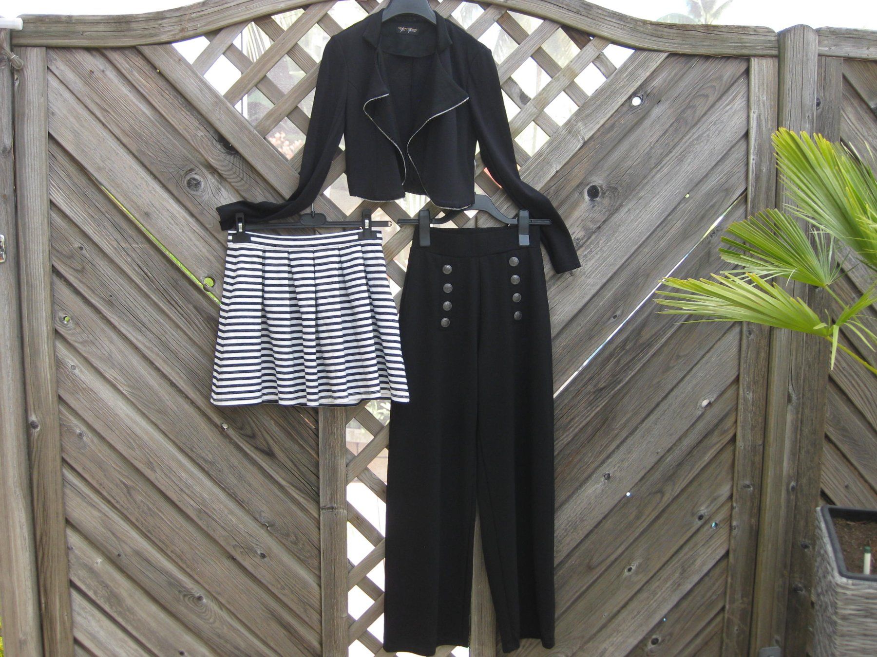 Lotti di vestiti: Weekendly/Party? Black & White Set Gr.S – Usato da Steinmaur venduto da Daka36 3