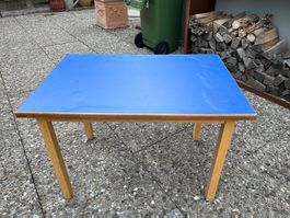 **Kindertisch Holz**