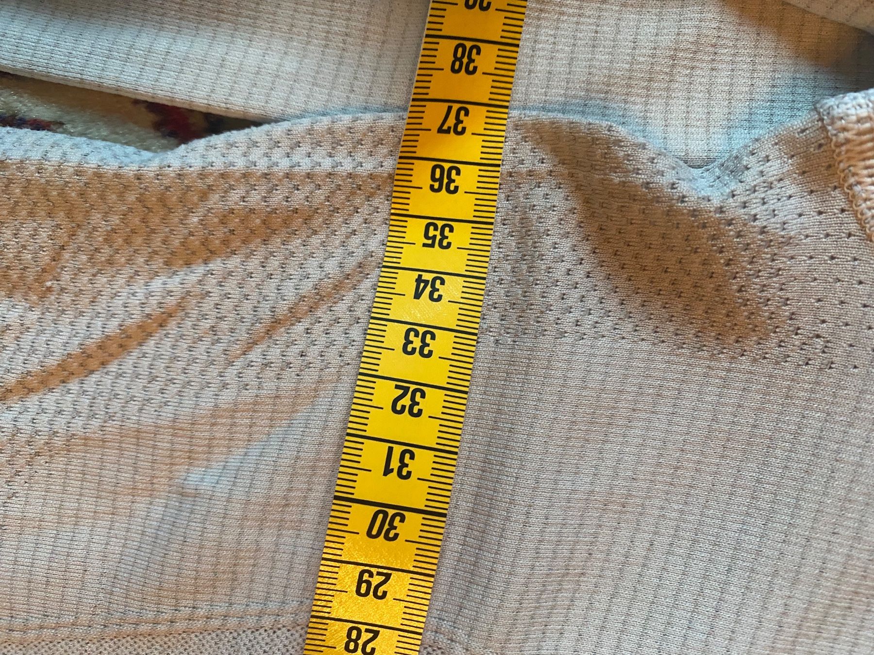 Lululemon Top: Lululemon Hemd – Usato da Küblis venduto da mad_b2bw 9
