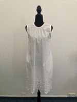 Globus Sommerkleid mit Lochstickerei, Gr. 34, weiss