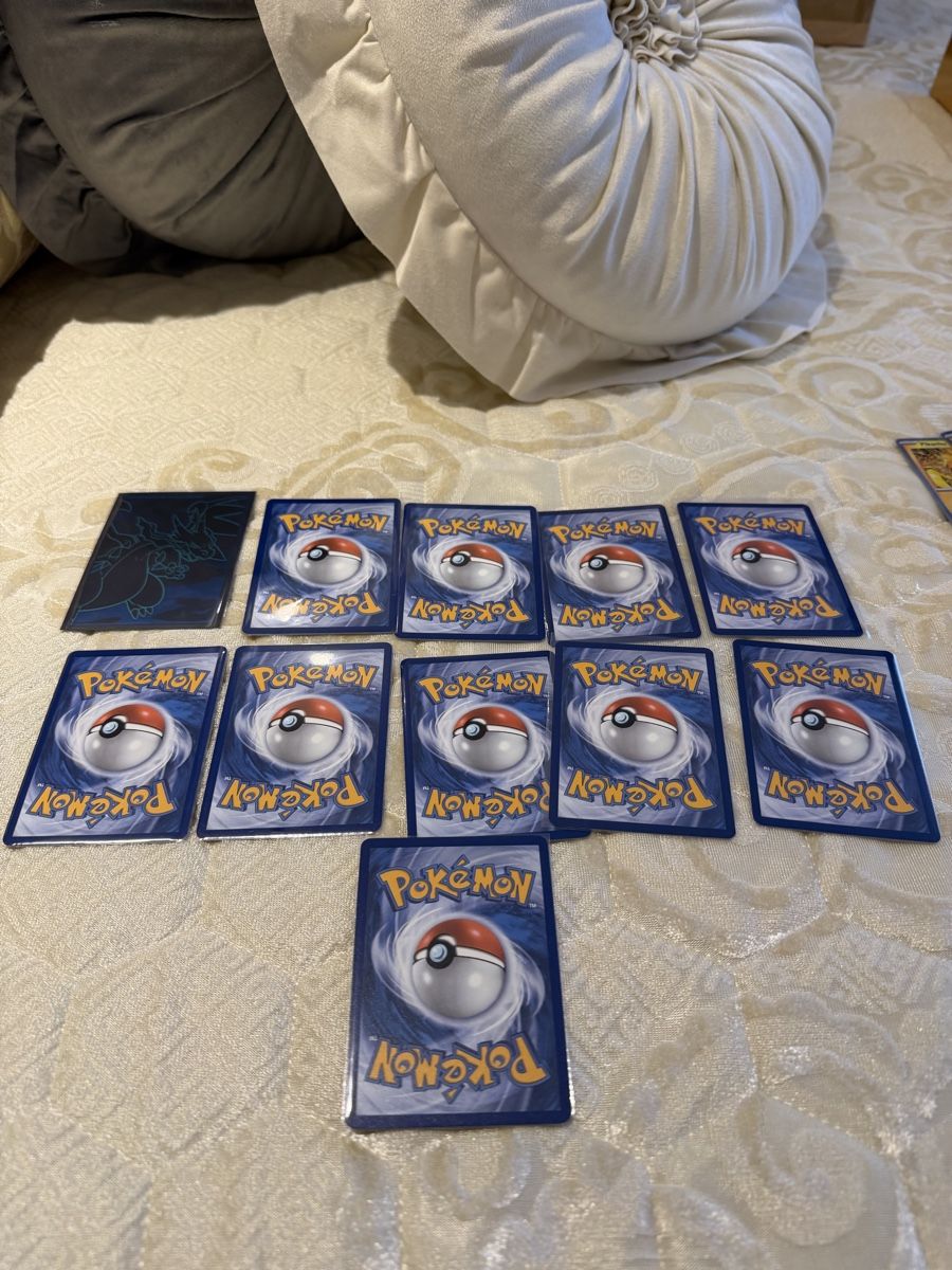 Pokémon Carte collezionabili: Pokemon pikachu 30th englisch – Nuovo e nell'imballaggio originale da Giubiasco venduto da GoldstarLord 1