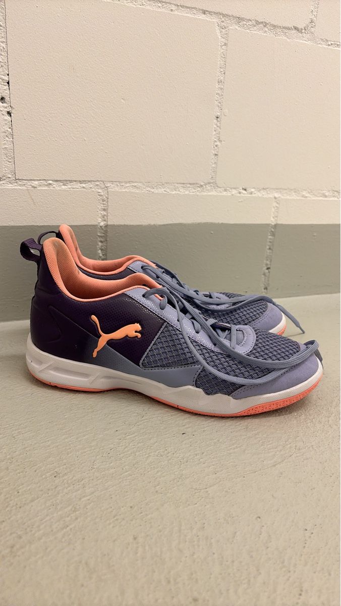 Puma Scarpe da donna: Puma Trainingsschuhe Gr. 40 – Usato da Zeihen venduto da Nolu03