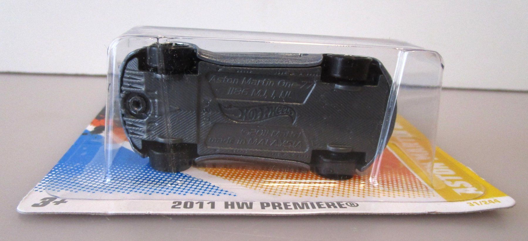 Aston Martin Modellini d'auto: HOT WHEELS ASTON MARTIN ONE-77 - T9701 – Nuovo e nell'imballaggio originale da Chêne-Bourg venduto da breno56 5