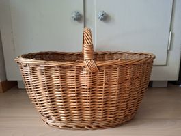 Korb oval aus Weidengeflecht mit Henkel guter Zustand
