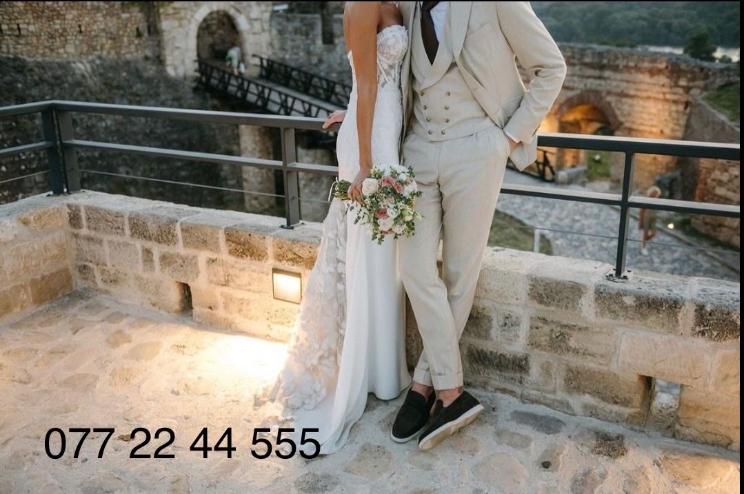 Vestiti: Brautkleid Rish Bridal – Nuovo (secondo la descrizione) da Zug venduto da Deks 8