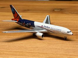 1:400 Aero Classic Delta Air Lines Boeing 767-200 Modell