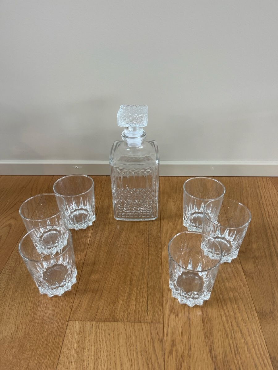 Caraffe: Karaffe mit Kristallgläsern – Usato da Bellach venduto da jba03