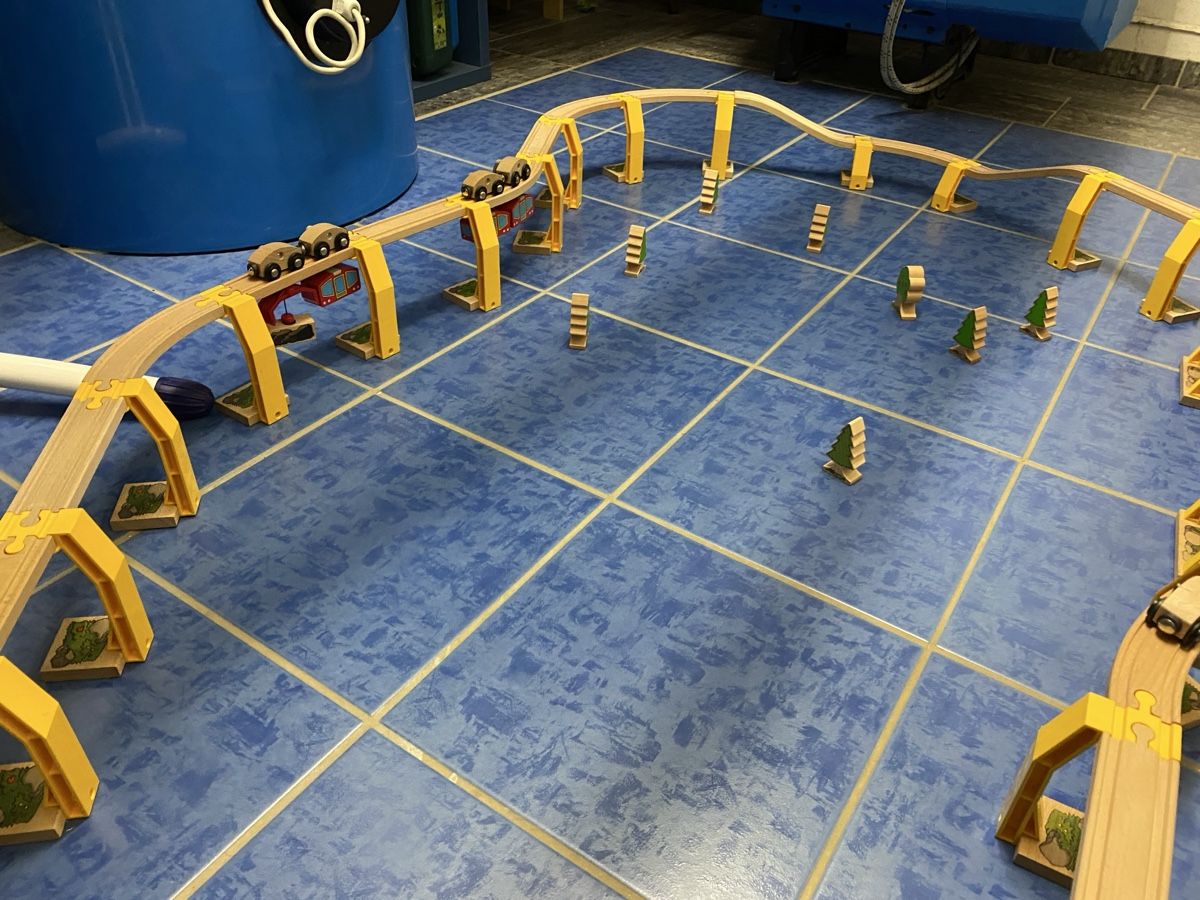 Brio Giocattoli: BRIO SKY TRAIN SET - RIESIG – Usato da Meierskappel venduto da Tarmogoyf 7