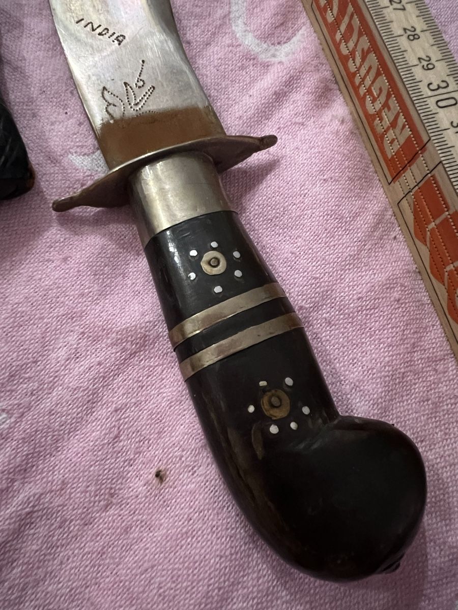 Armi bianche: Alter Indischer Dolch – Usato da monte carasso venduto da Chanel82 3