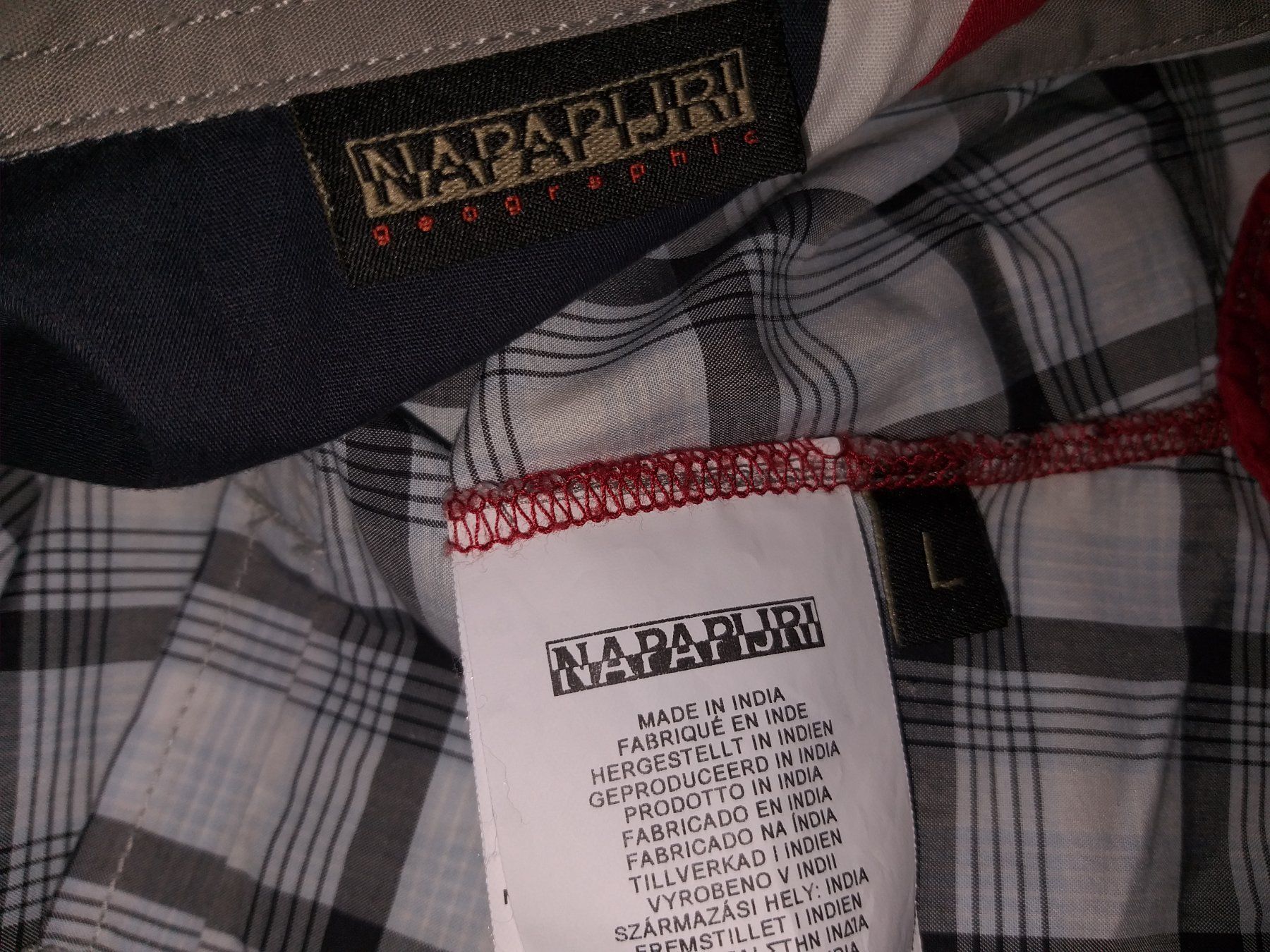 Napapijri Camicette: Chemisier / Bluse NAPAPIJRI      Taille / Grosse M – Usato da Cossonay-ville venduto da Super-Price-Quality 8