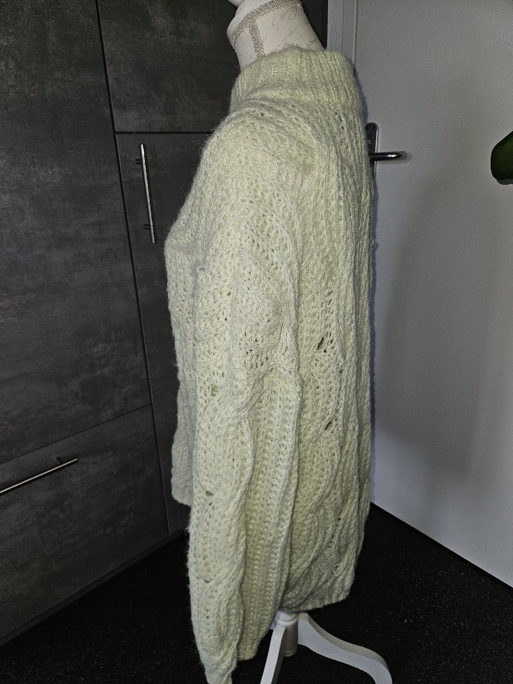 Maglioni & Felpe: Vero Moda Pullover neon gelb Gr M oversize  – Nuovo (secondo la descrizione) da Anwil venduto da moosmat 1