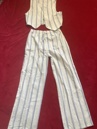 Weste und Hose gestreift Grösse L guter Zustand
