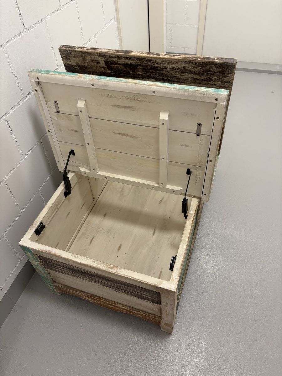 Truhen: Chest - ars manufacti - like new – Neu (gemäss Beschreibung) aus Uitikon Waldegg von chesterbroek 3