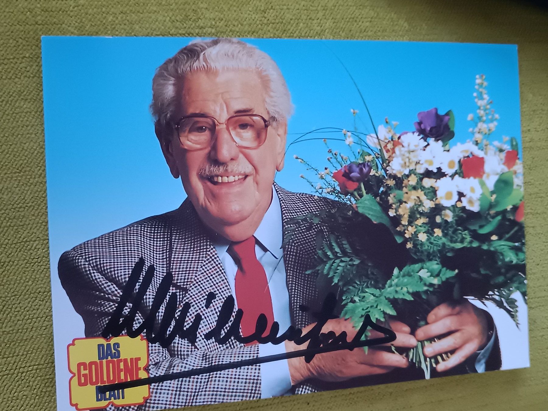 Autogramme: Willy Millowitsch - handsigniert – Gebraucht aus Menziken von Autogramme