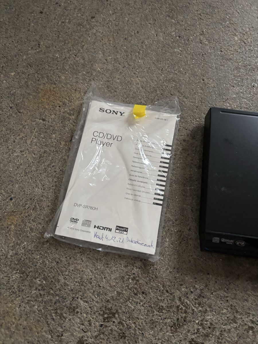 Sony Audio- & Mediensysteme: Sony CD/DVD Player – Neu (gemäss Beschreibung) aus Goldingen von BP_Garage 1