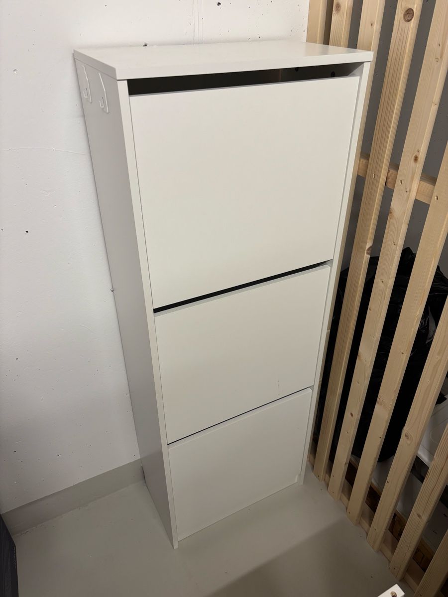 Ikea Regale: IKEA BISSA Shoe Cabinet – Gebraucht aus Spreitenbach von 94l_9shv