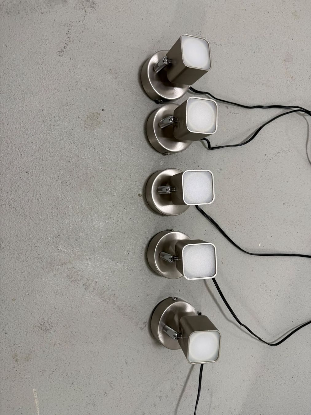 Lustres & lampes de plafonds: 5 Led Deckenspots – D'occasion à Riken AG par cha_2svd