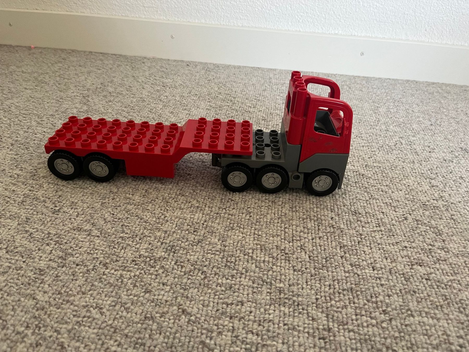 Lego Giocattoli: Lego Duplo Sattelschlepper – Usato da Arbon venduto da vb4all 4
