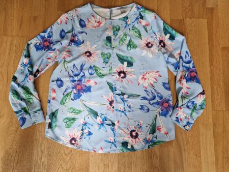 Damen Bluse mit floralem Muster von H&M in Gr.40