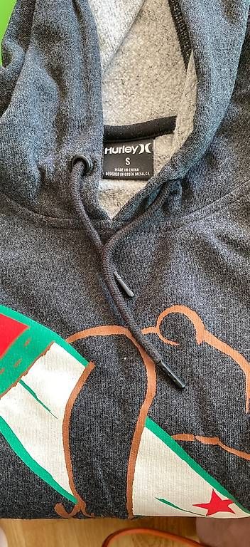 Maglioni & Felpe: Pullover Hurley – Usato da Zumikon venduto da ems_6kdb