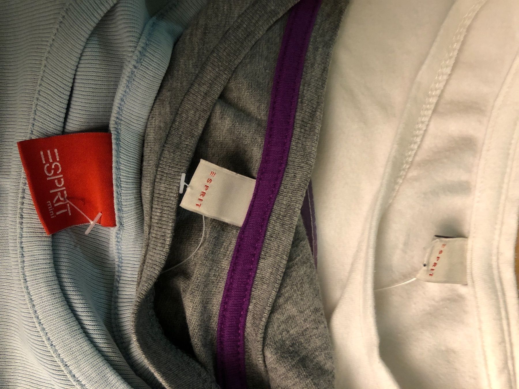 Esprit Maglioni & Felpe: 3 süsse Esprit Shirts Gr.104 – Usato da Obergerlafingen venduto da cabo4 3