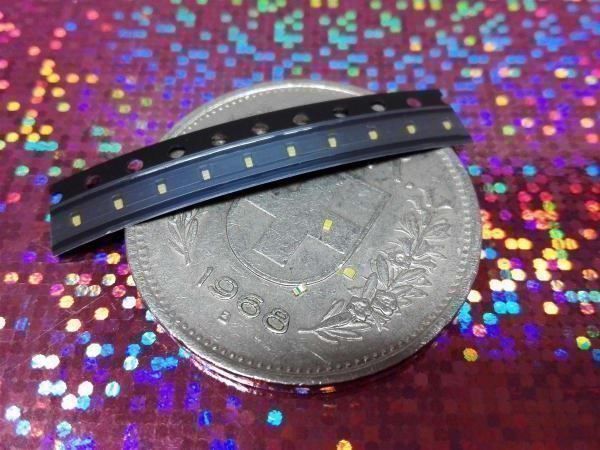 Componenti elettronici: LED SMD 0402, grün 10Stk – Nuovo (secondo la descrizione) da Luzern venduto da Salefactory 1