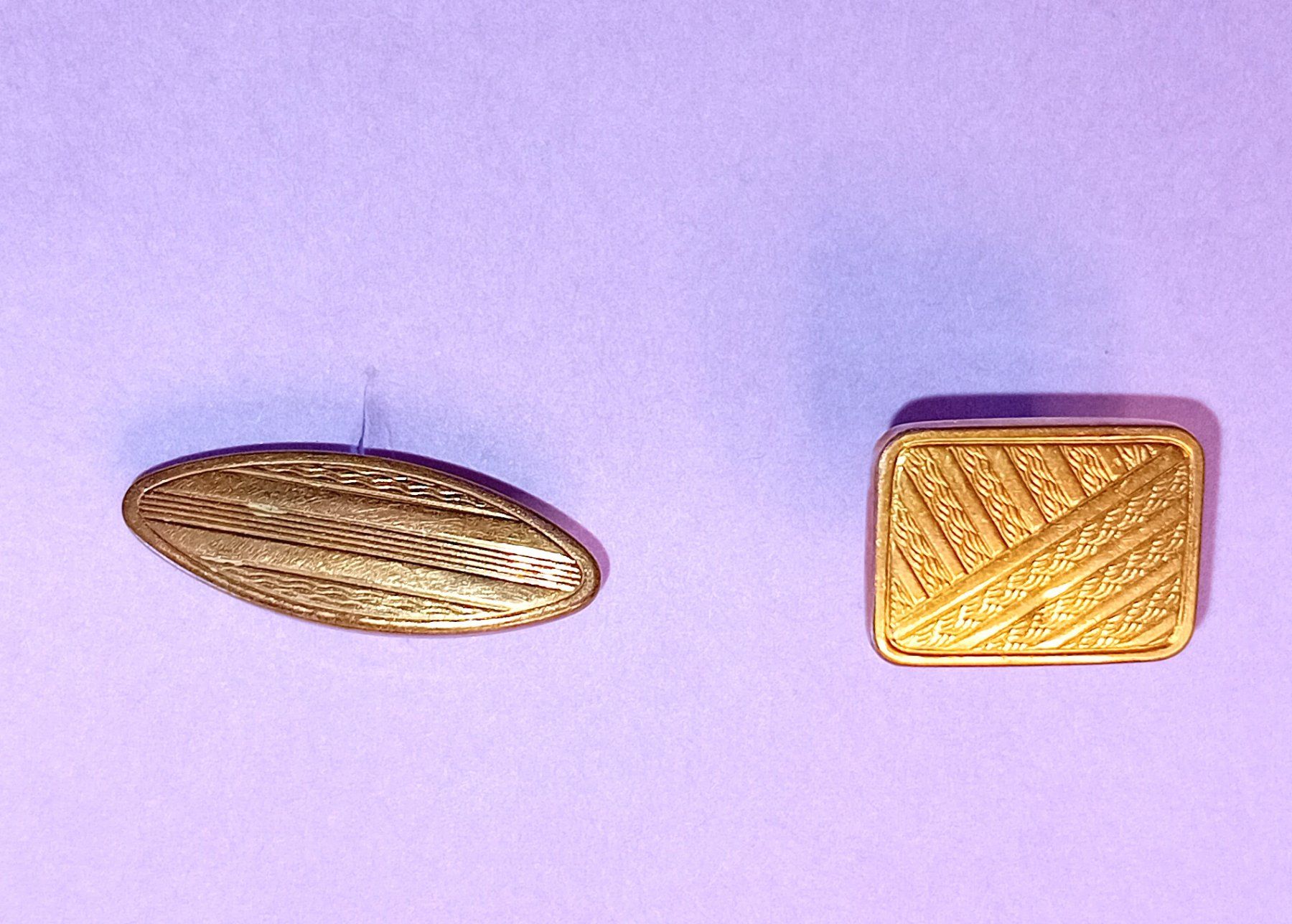 Gemelli: Boutons de manchette dorés asymétriques MURAT – Usato da Neuchatel venduto da Vlenoble