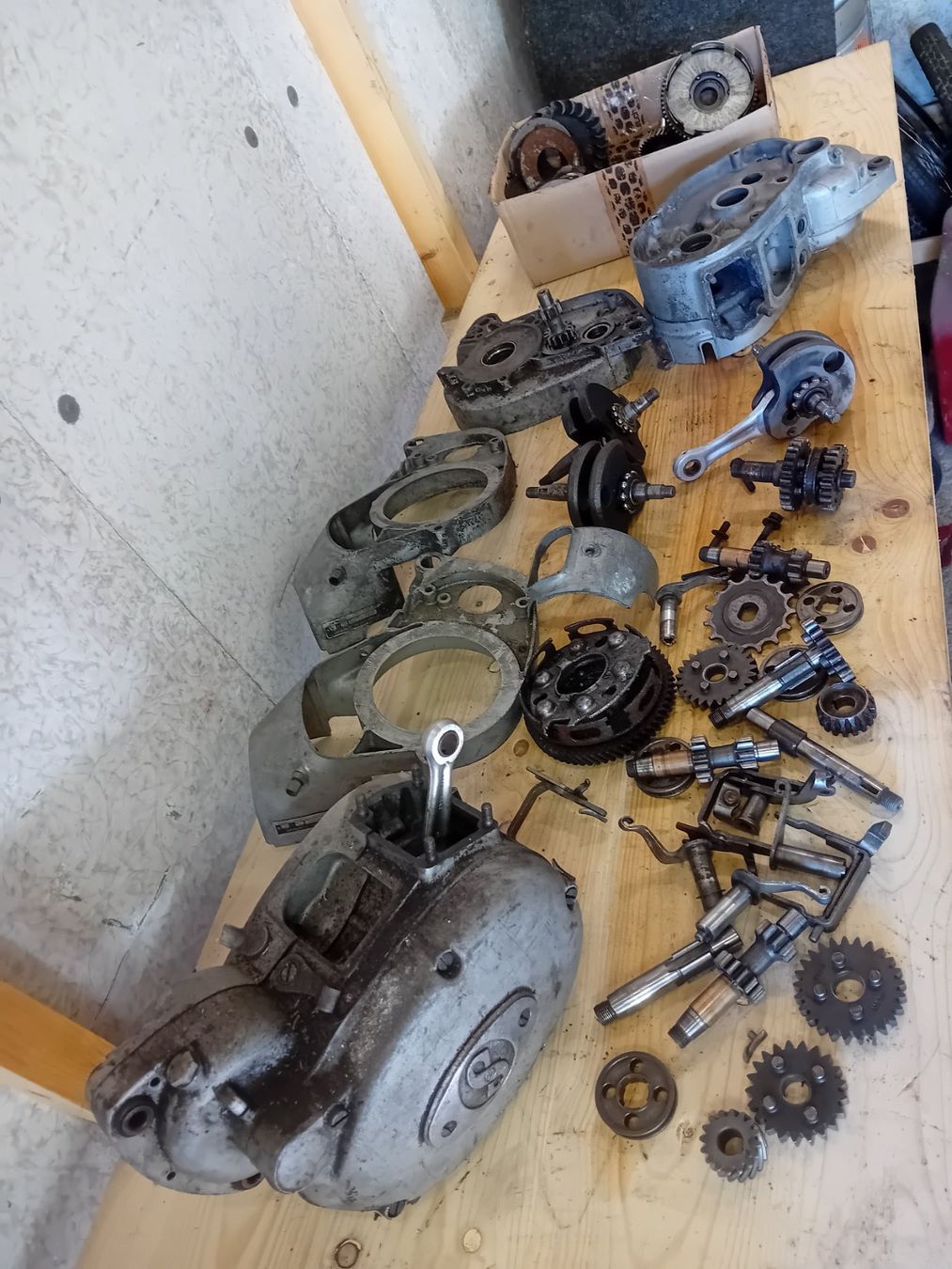 Sachs Ciclomotori: Sachs 502 HG Motorenteile – Usato da Schwanden b. Brienz venduto da hoihoi03