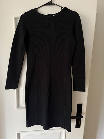 Schwarzes Hugo Boss Kleid | Grösse S-M | Stretch-Stoff
