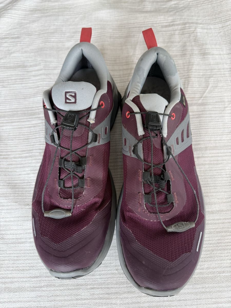 Salomon Damenschuhe: Salomon Turn-oder Laufschuhe – Gebraucht aus Strada von Betflo