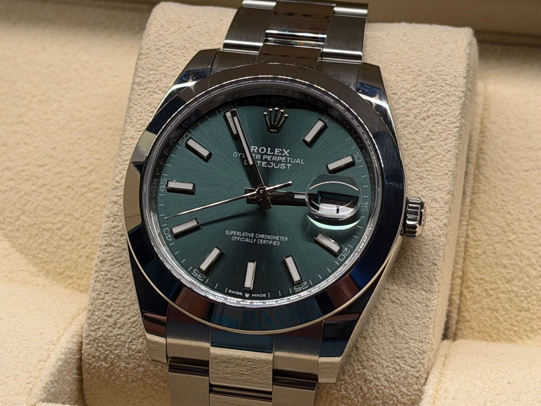 Rolex Orologi: Rolex Datejust 41mm Oyster green – Usato da Aarau venduto da trader1000