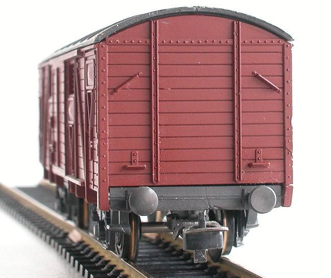 Roco Modelleisenbahnen: Roco gedeckter Güterwagen der SNCF Spur H0 – Gebraucht aus Oberwil BL von Klang 2
