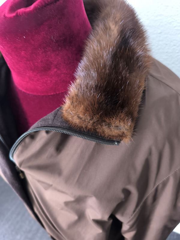 Aigner Vestes: Jacke – D'occasion à Rüti ZH par Restwert_Rueti_ZH 1