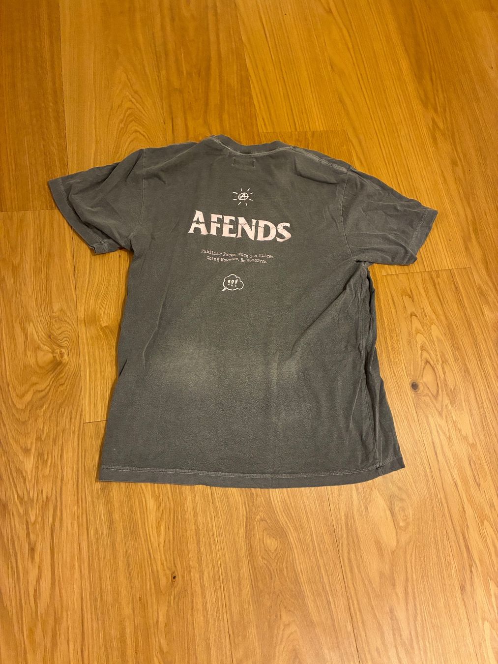 T-shirt: T-Shirt – Usato da Zürich venduto da feroes 1