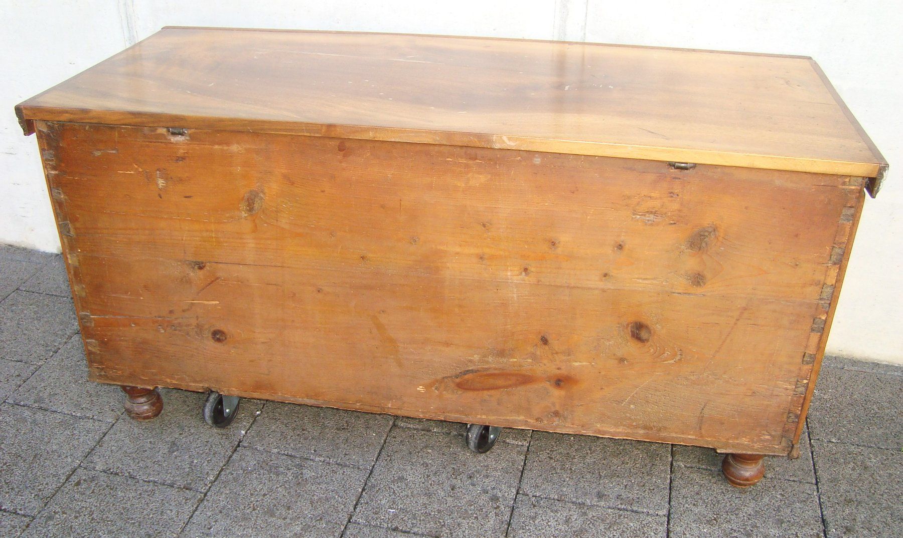 Cassapanche: Biedermeier Truhe mit Intarsien, Nussbaumholz – Usato da Oberdorf NW venduto da Lufao 8