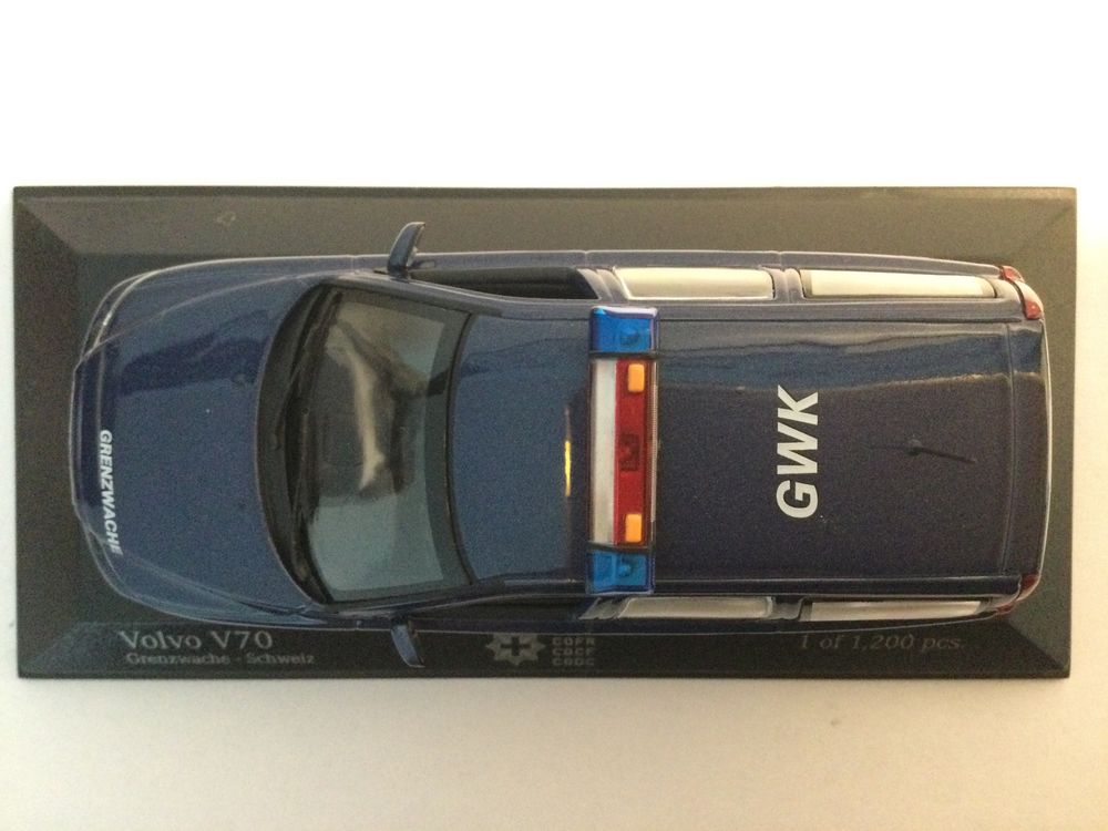 Minichamps 1:43 Volvo V70 Grenzwache Schweiz Nr: 430 171898 (Neu