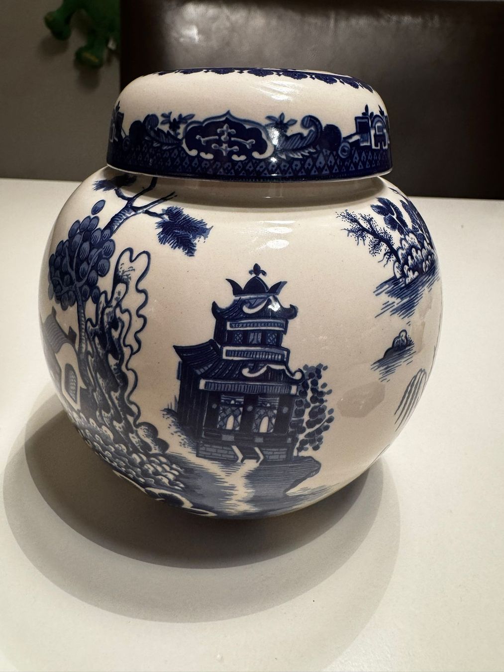 Zuckerdosen: Blau-weisse Teedose/ "Willow" Ingwerglas – Gebraucht aus Egg b. Zürich von Brocki_Insel_Egg