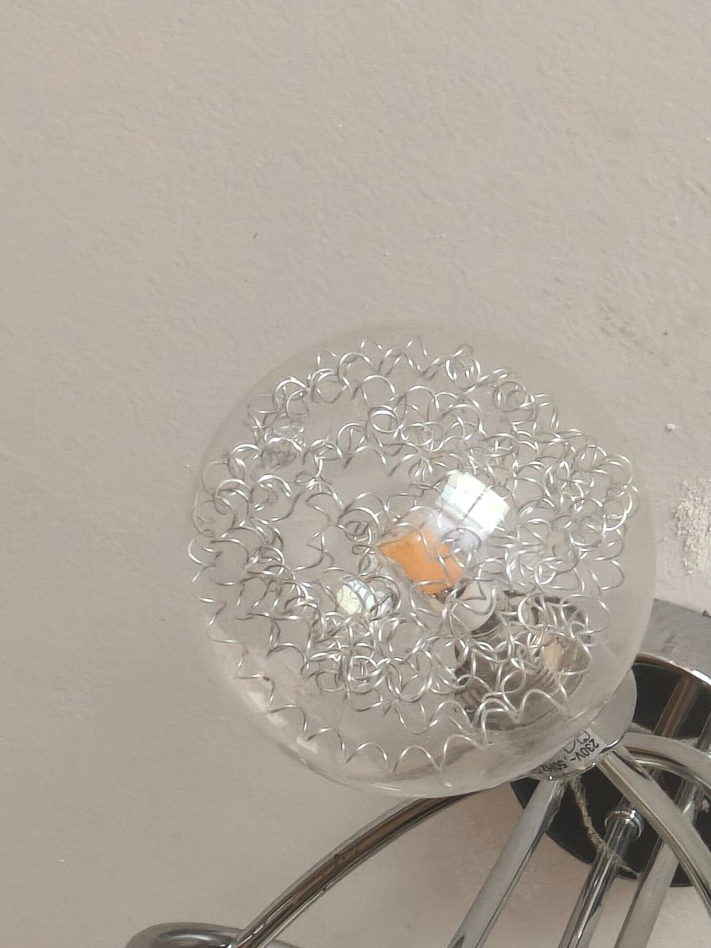 Conforama Kronleuchter & Deckenlampen: Plafonnier design 3 lumières – Gebraucht aus Romont FR von rox_jmz8 2