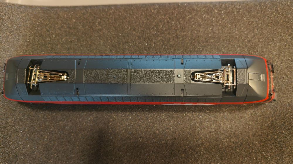 Modelleisenbahnen: Allmo SBB Re 460 Lok 2000 H0 Analog Gleichstrom – Gebraucht aus Thun von bis_mg82 2
