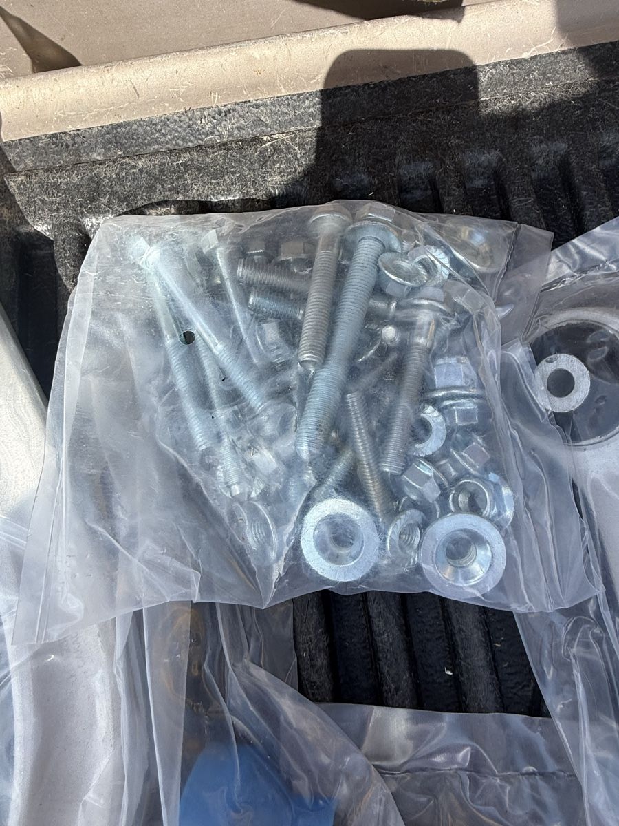 Audi Alle Autoersatzteile: Querlenkersatz inkl Schrauben Audi – Neu und originalverpackt aus stans von zie_m2nf 5