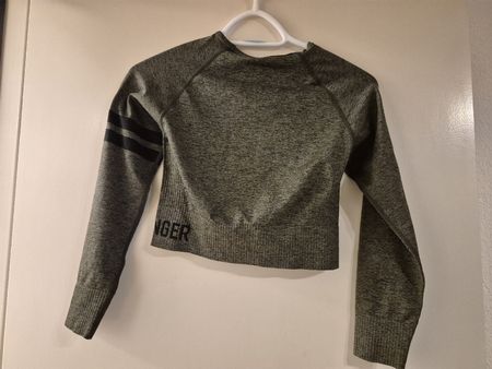Stronger  sportshirt Grösse XS
