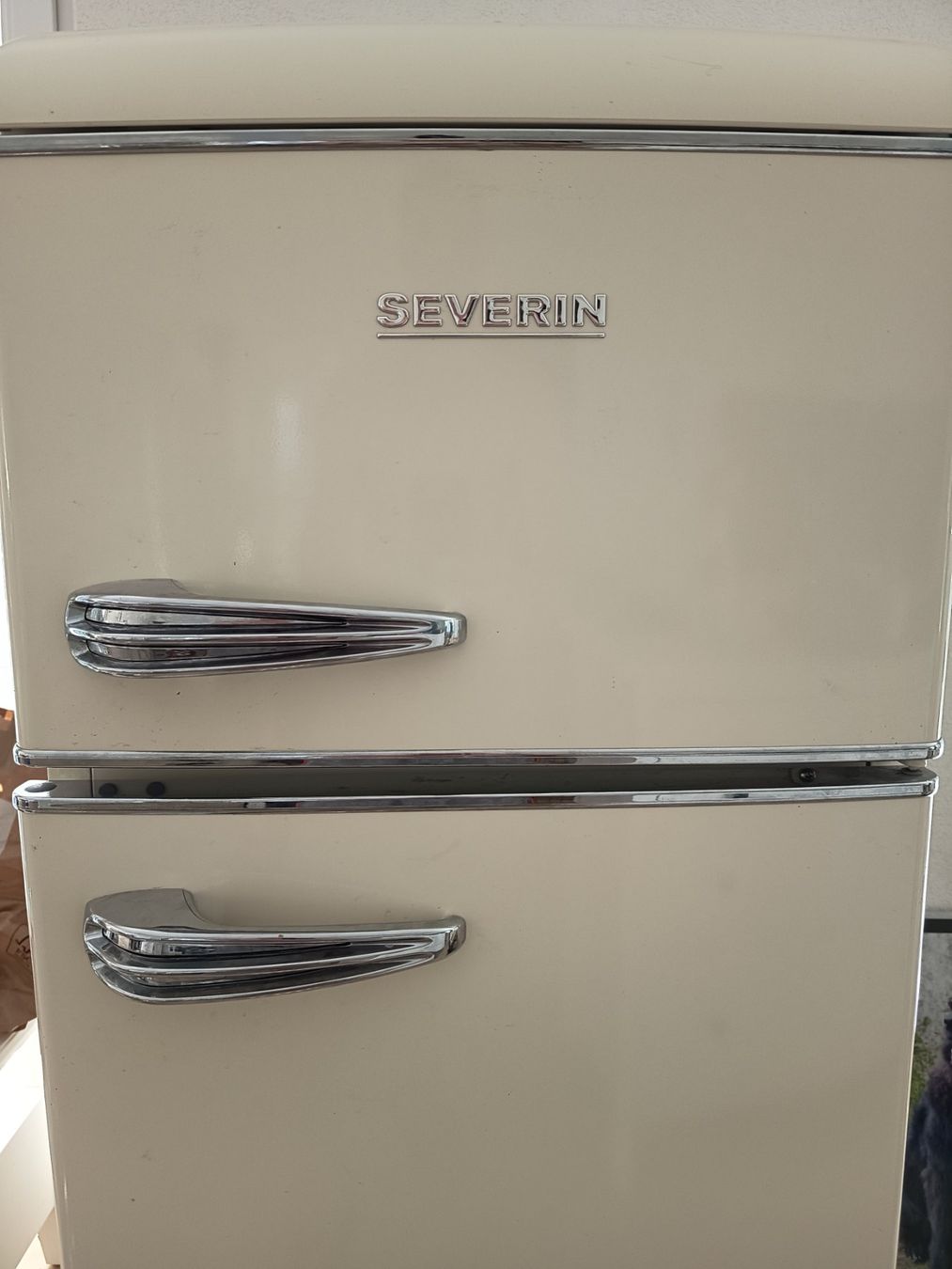 Frigoriferi: Kühlschrank Severin Retro Cream – Usato da Löhningen venduto da Tomturbo3